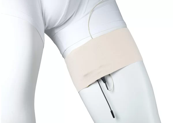 URSA STRAPS THIGH STRAP WHITE ON LEG