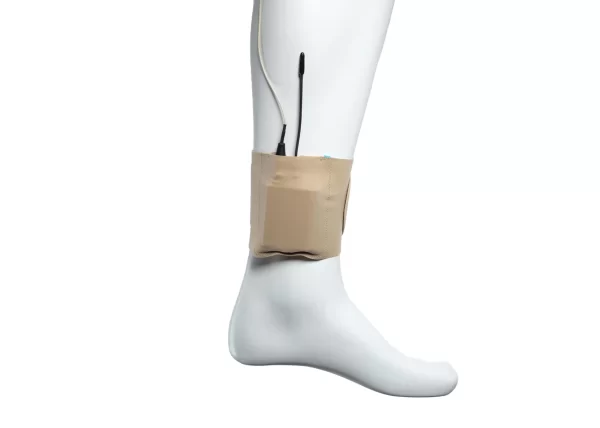 URSA STRAPS ANKLE STRAP BEIGE ON LEG