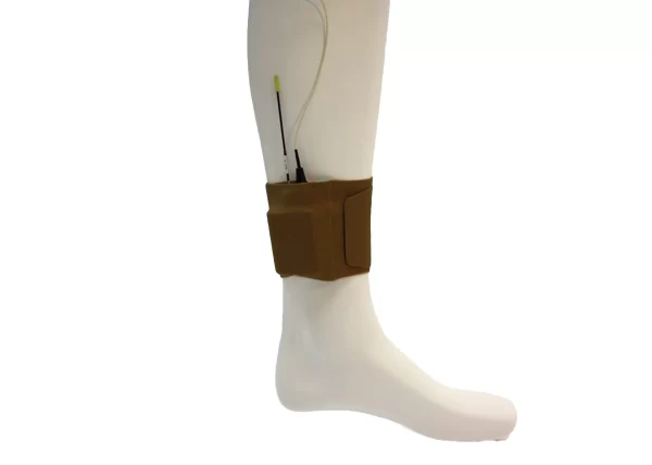URSA STRAPS ANKLE STRAP BROWN ON LEG